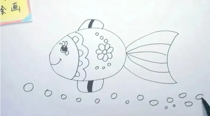 儿童简笔画教程：小鱼，简单易学的绘画步骤插图(7)